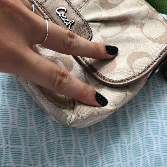 Retro Coach Mini Purse - Picture 7 of 7